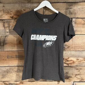 Fanatics  NFL Eagles short sleeve gray t-shirt - M - 🙂3/$15